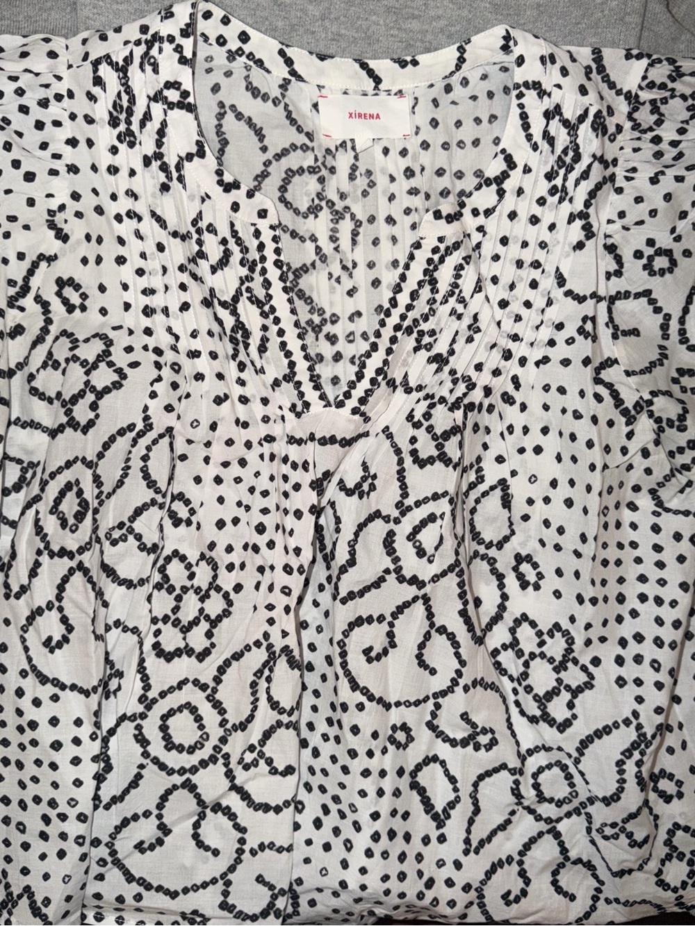 XiRENA White Blouse with Black Dotted Floral Print